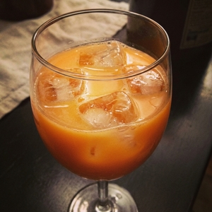 An image of the Calimocho Premium cocktail submitted by Toby that contains Tempranillo, Grand Marnier, Coca-Cola, Orange and Lime