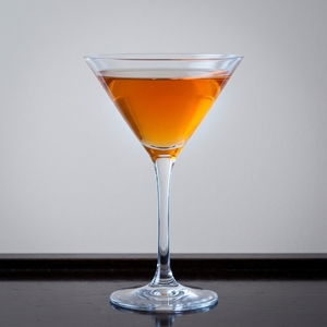 An image of the Royal Jubilee cocktail submitted by Toby that contains Lemon, Curaçao Triple Sec and Apple Brandy